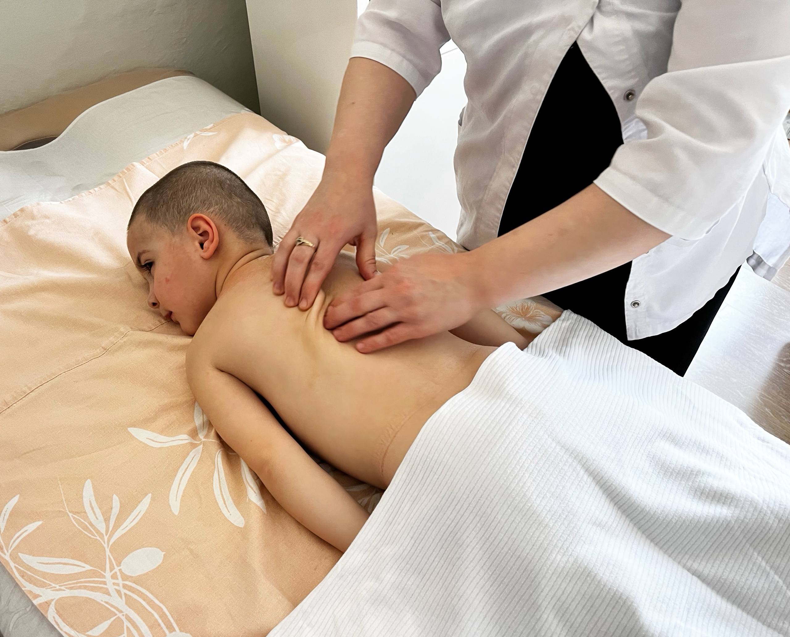 Массаж и мануальная терапия с детьми с ОВЗ